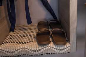 Best Time Pool Suites