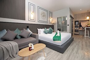 Best Time Pool Suites