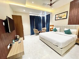 Hotel Vedangam Inn - near Temple