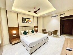 Hotel Vedangam Inn - near Temple