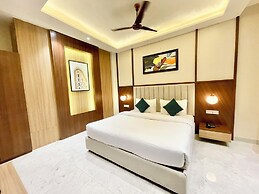 Hotel Vedangam Inn - near Temple