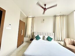 Hotel Vedangam Inn - near Temple