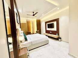 Hotel Vedangam Inn - near Temple