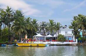 Apricus Inn Riverside