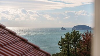 Geoje Yeoul Pet-friendly Pension