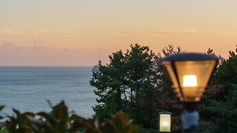 Geoje Yeoul Pet-friendly Pension