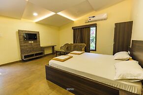 Tree Paradise Resort