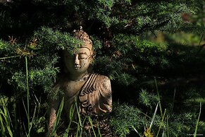 Kikala Waterfall Lodge