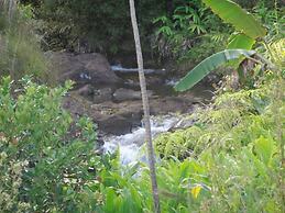 Kikala Waterfall Lodge