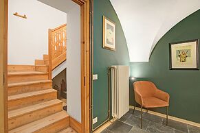 La Baita 1800 Ski In Ski Out