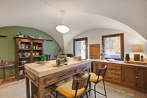 La Baita 1800 Ski In Ski Out