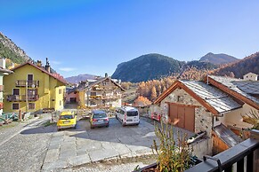 La Baita 1800 Ski In Ski Out