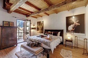 La Baita 1800 Ski In Ski Out