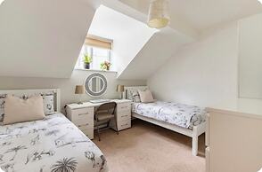 Town center white house