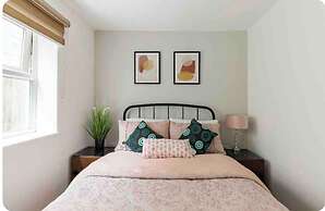 Town center white house