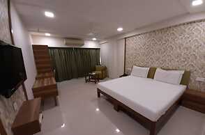 HOTEL PRUDENT - Vadodra