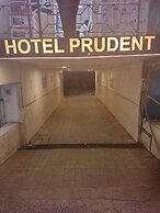 HOTEL PRUDENT - Vadodra