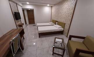 HOTEL PRUDENT - Vadodra