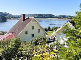 5 Star Holiday Home in Uddevalla
