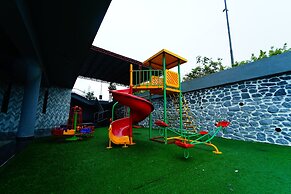 Vintage Valley Resort