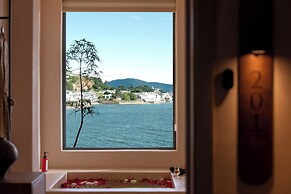 Dali Shuanglang Luna Seaview Hotel