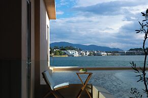 Dali Shuanglang Luna Seaview Hotel