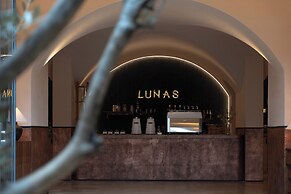 Dali Shuanglang Luna Seaview Hotel