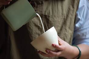 Dali Shuanglang Luna Seaview Hotel