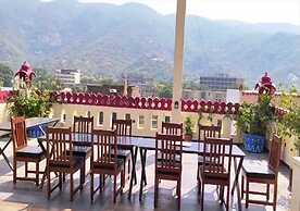 Hotel Golden Bird Pushkar