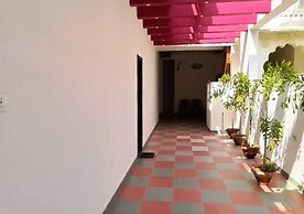 Hotel Golden Bird Pushkar