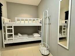 Manhattan Suites IPOH Waterpark by uBook