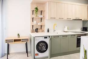 Minimal Chic Retreat Suite