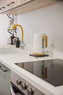 Minimal Chic Retreat Suite