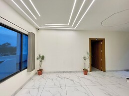 Hotel Shree Nakoda Paradise - Ujjain