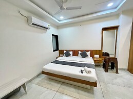Hotel Shree Nakoda Paradise - Ujjain