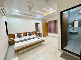 Hotel Shree Nakoda Paradise - Ujjain