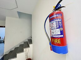 Hotel Shree Nakoda Paradise - Ujjain