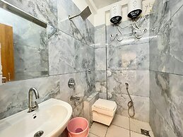 Hotel Shree Nakoda Paradise - Ujjain