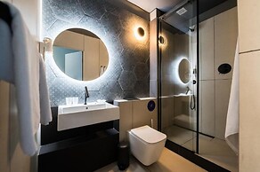 Ultramarinn Hotel