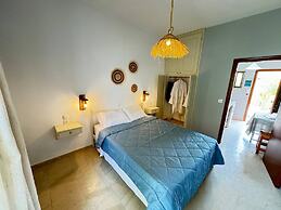 3 little pigs apartments