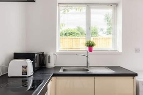 Kingston Richmond Lux Brand new Studio