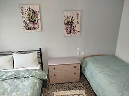 Chistine s Country Cottage