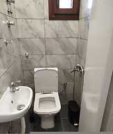 Chistine s Country Cottage