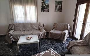 Chistine s Country Cottage