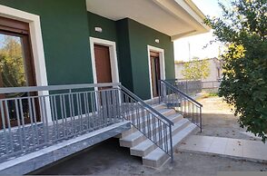 Chistine s Country Cottage