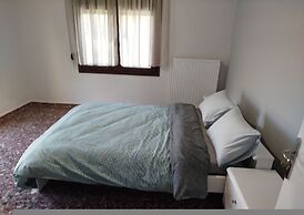 Chistine s Country Cottage