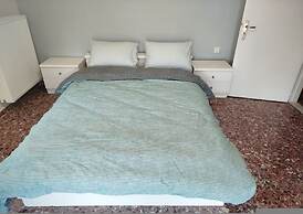 Chistine s Country Cottage