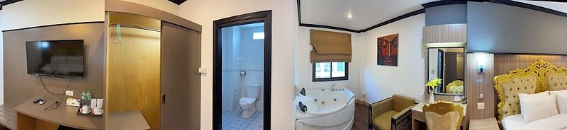 Lucky City Hotel