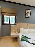 Lucky City Hotel