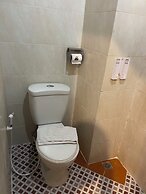 Lucky City Hotel